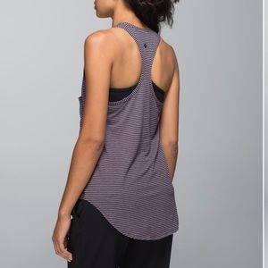 Lululemon Yogi Racerback striped size 6
